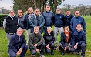 67b5e00b19ca6_PhotodeGroupe.jpg